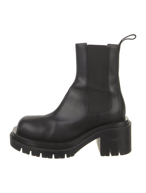 Bottega Veneta Leather Chelsea Boots