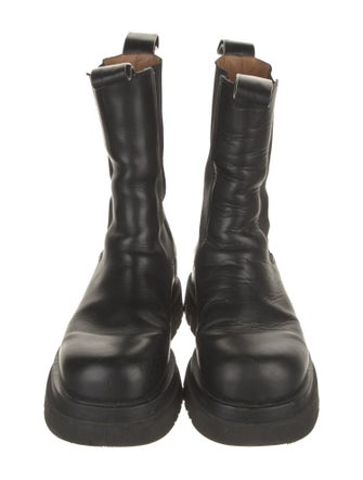 Bottega Veneta Leather Chelsea Boots