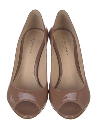 Bottega Veneta Intrecciato Weave Patent Leather Pumps