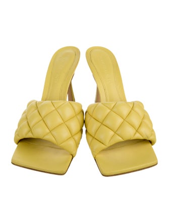 Bottega Veneta Quilted Pattern Leather Slides