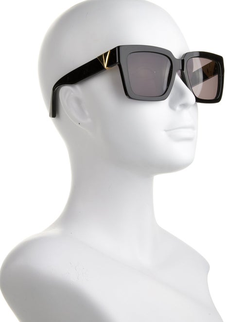 Bottega Veneta Square Tinted Sunglasses