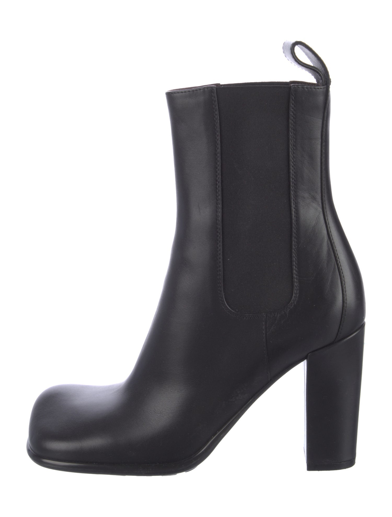 Bottega Veneta Leather Chelsea Boots