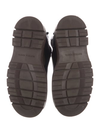 Bottega Veneta Leather Chelsea Boots