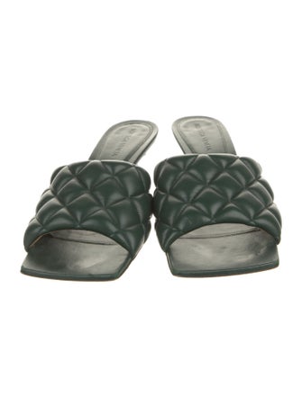 Bottega Veneta Quilted Pattern Leather Slides