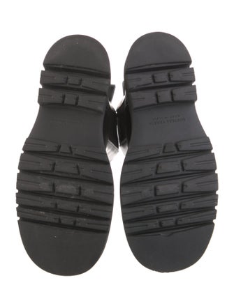 Bottega Veneta Leather Chelsea Boots