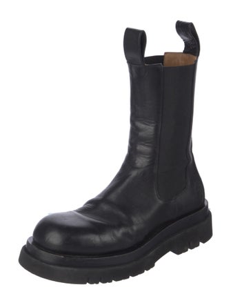 Bottega Veneta Leather Chelsea Boots