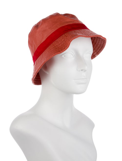 Bottega Veneta Leather Bucket hat