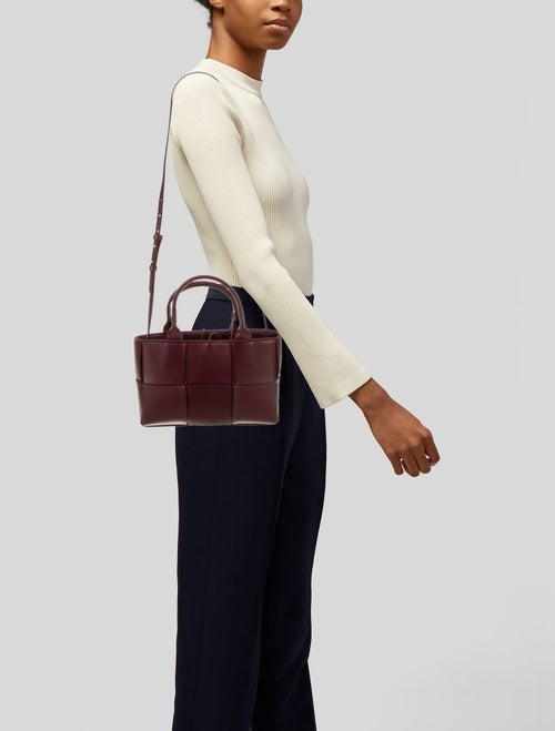 Bottega Veneta Intrecciato Arco