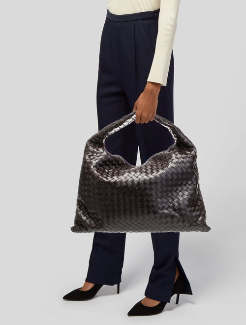 Bottega Veneta Intrecciato Veneta Hobo Large