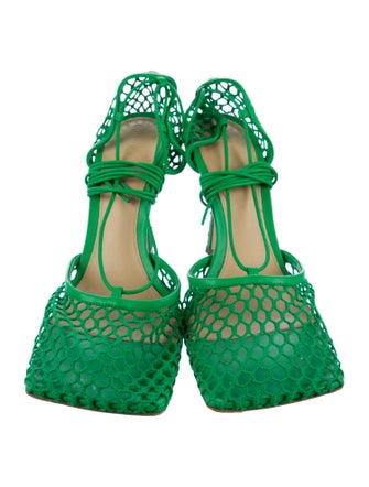 Bottega Veneta Leather Leather Trim Embellishment D'Orsay Pumps