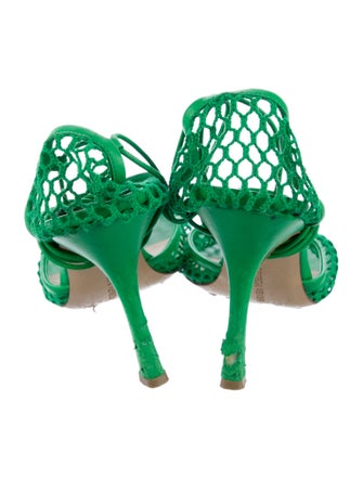 Bottega Veneta Leather Leather Trim Embellishment D'Orsay Pumps