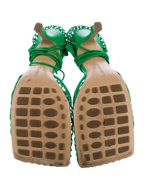 Bottega Veneta Leather Leather Trim Embellishment D'Orsay Pumps