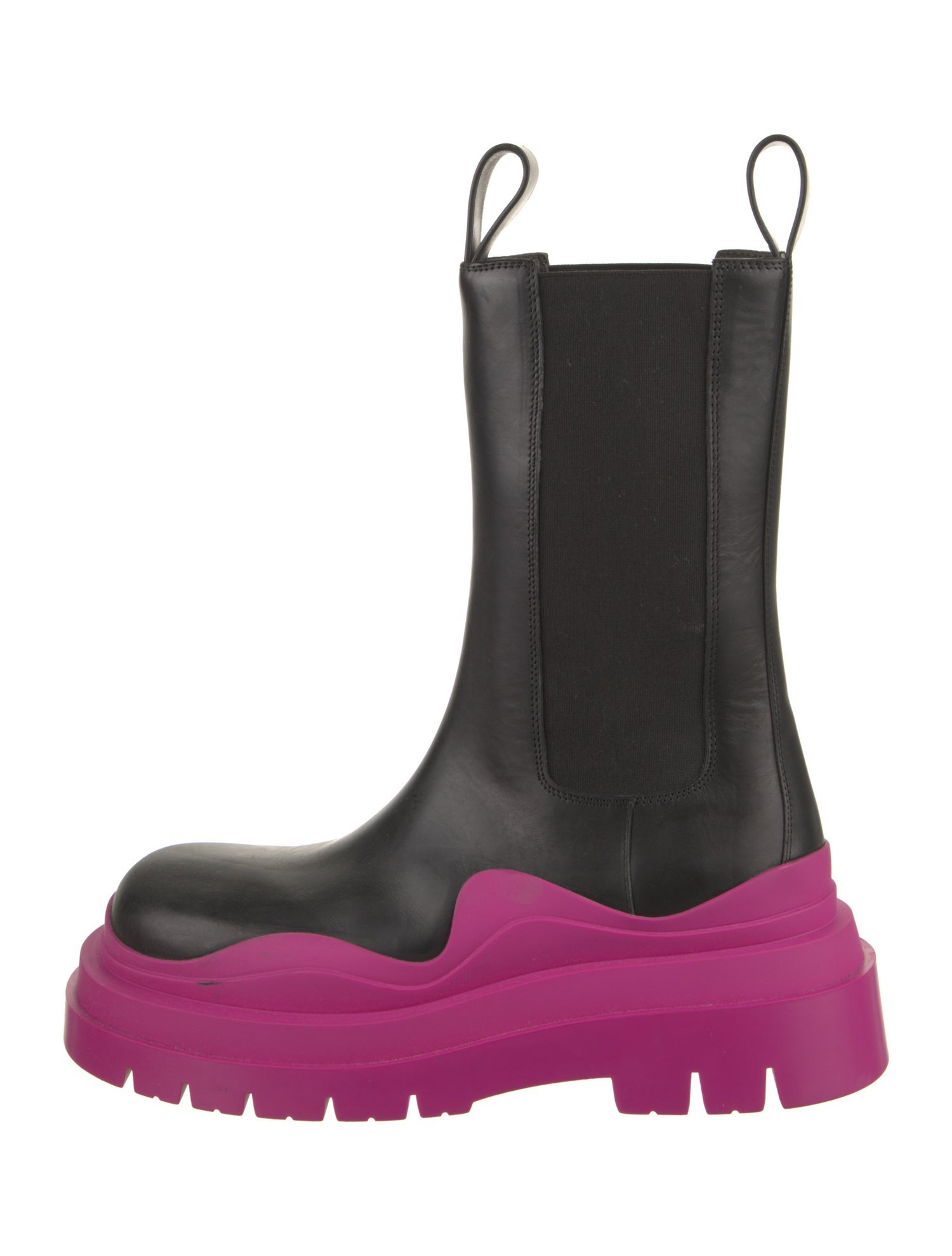 Bottega Veneta Leather Chelsea Boots