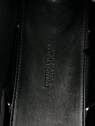 Bottega Veneta Intrecciato Arco Mini