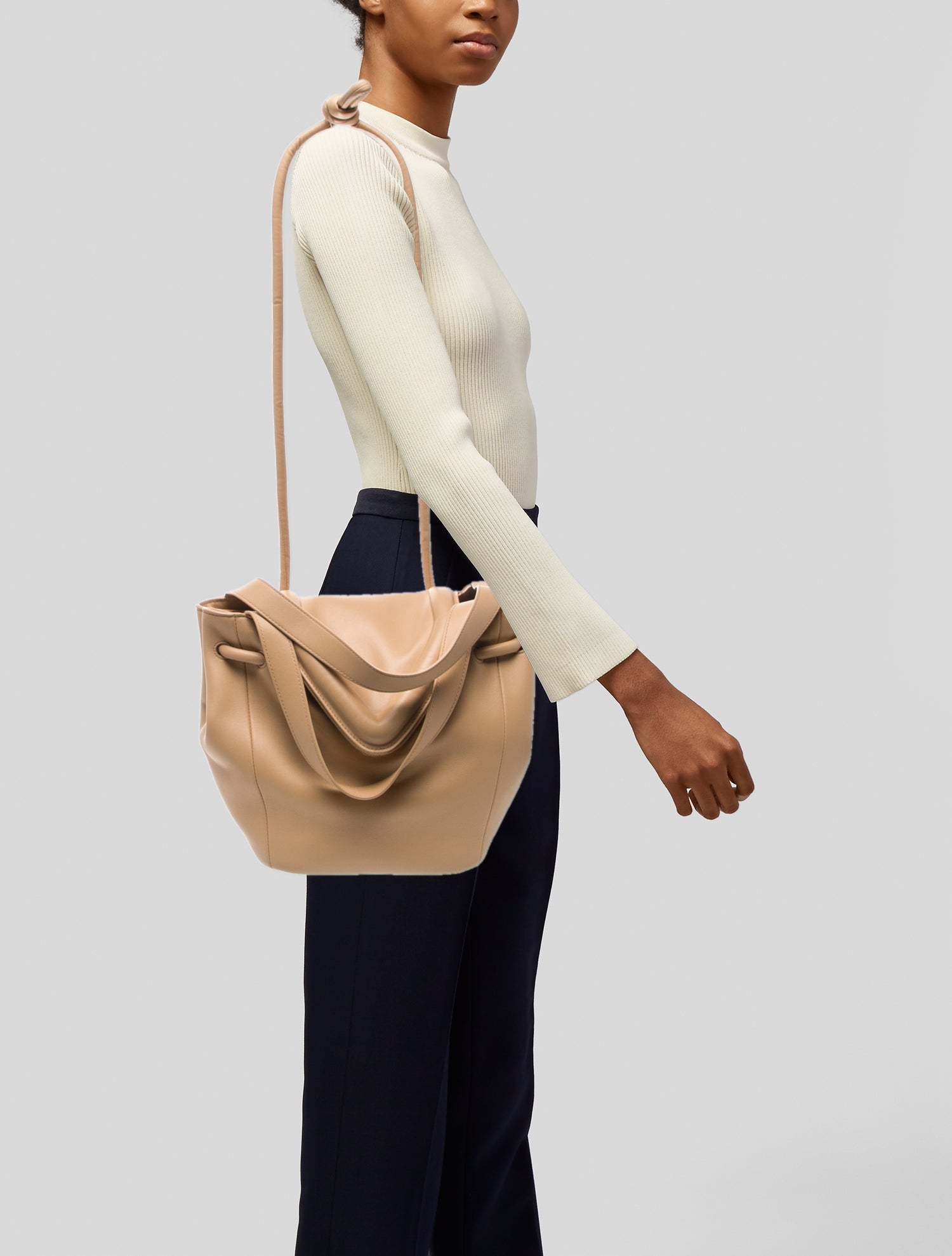 Bottega Veneta Leather Double Knot