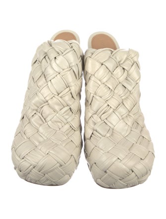 Bottega Veneta Intrecciato Weave Leather Mules