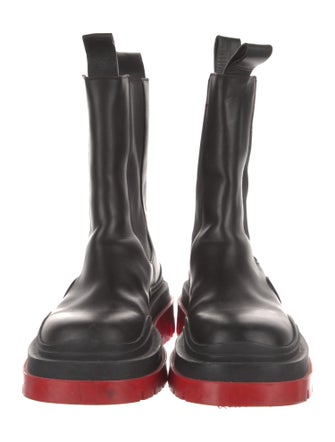 Bottega Veneta Leather Chelsea Boots