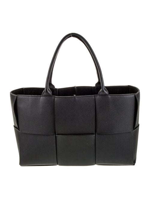 Bottega Veneta Intrecciato Arco Medium