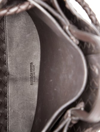 Bottega Veneta Intrecciato Andiamo Medium