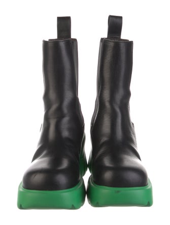 Bottega Veneta Leather Chelsea Boots