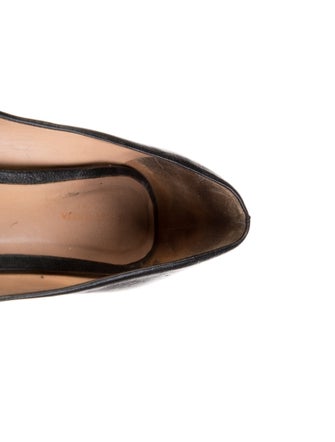 Bottega Veneta Leather Pumps