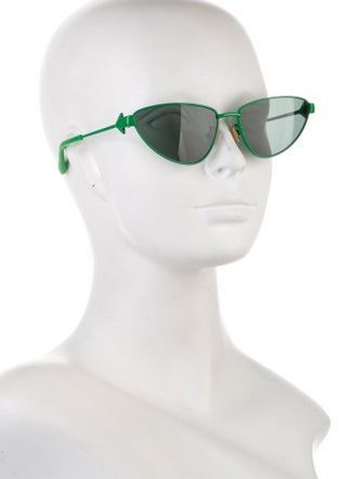 Bottega Veneta Cat-Eye Tinted Sunglasses