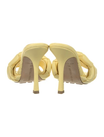 Bottega Veneta Intrecciato Weave Leather Slides