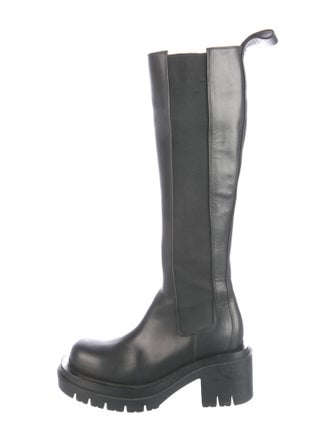 Bottega Veneta Leather Chelsea Boots