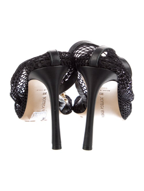 Bottega Veneta Leather Patterned Pumps