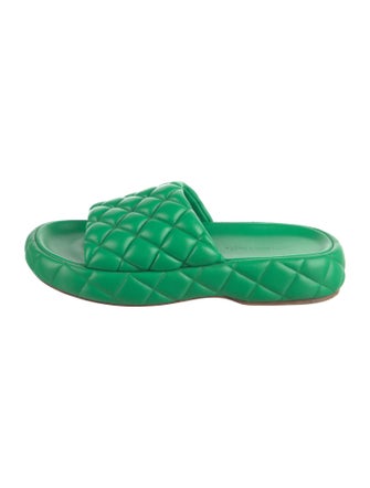 Bottega Veneta Quilted Pattern Leather Slides