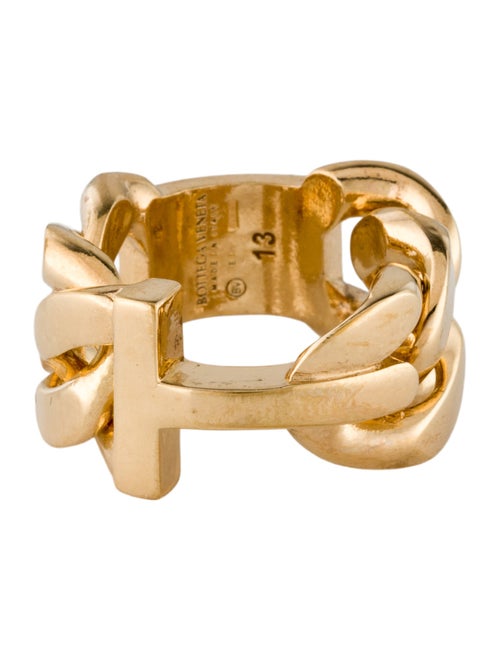 Bottega Veneta Alphabet 'T' Band Ring