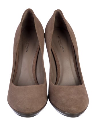Bottega Veneta Suede Pumps