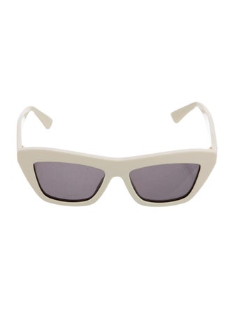 Bottega Veneta Wayfarer Tinted Sunglasses
