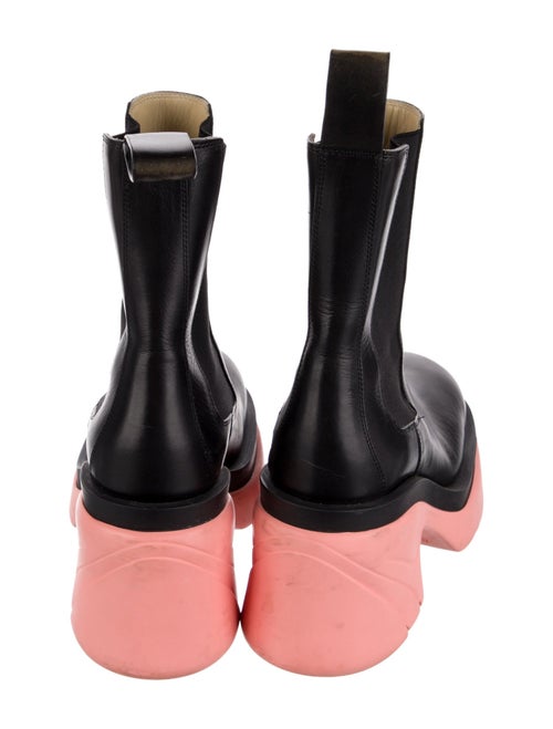 Bottega Veneta Leather Chelsea Boots