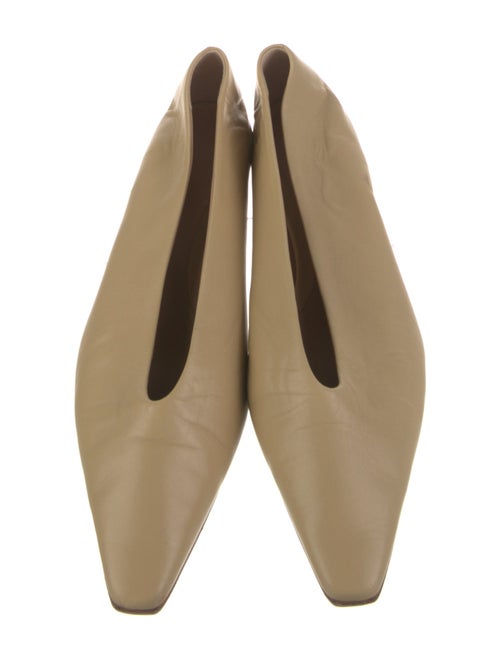 Bottega Veneta Leather Ballet Flats