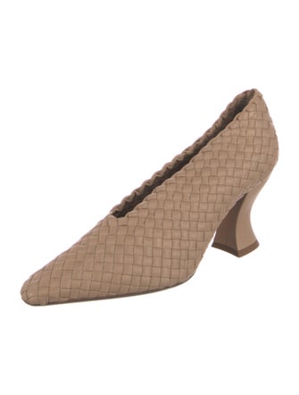 Bottega Veneta Intrecciato Weave Leather Pumps