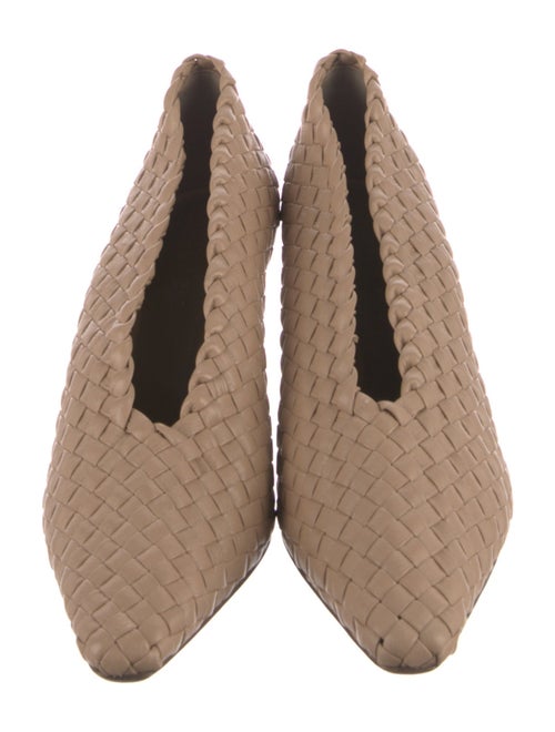 Bottega Veneta Intrecciato Weave Leather Pumps