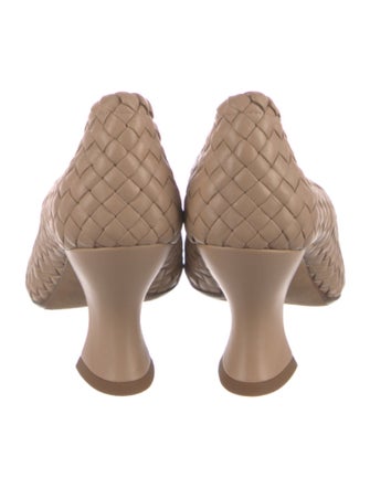 Bottega Veneta Intrecciato Weave Leather Pumps