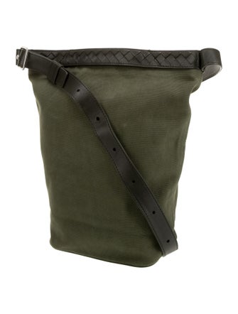 Bottega Veneta Intrecciato Bucket Bag