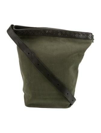 Bottega Veneta Intrecciato Bucket Bag