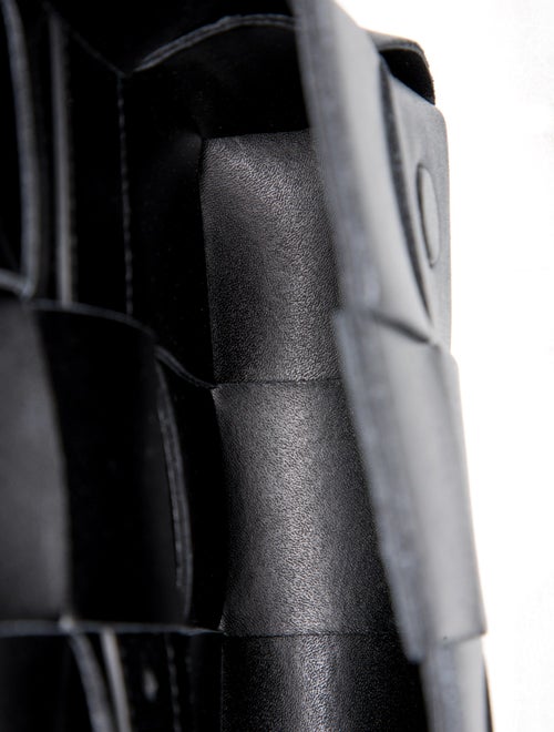 Bottega Veneta Leather Cassette