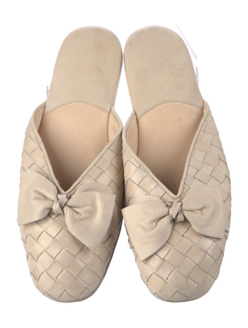Bottega Veneta Leather Bow Accents Flats