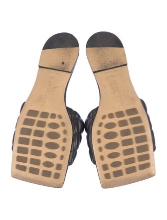 Bottega Veneta Quilted Pattern Leather Slides