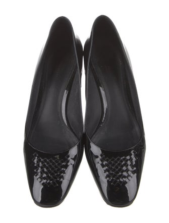 Bottega Veneta Intrecciato Weave Patent Leather Pumps