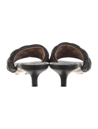 Bottega Veneta Quilted Pattern Leather Slides