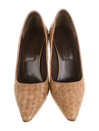 Bottega Veneta Intrecciato Weave Leather Pumps