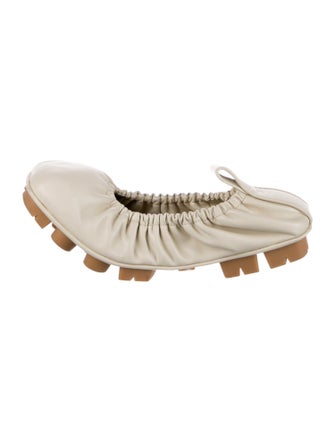 Bottega Veneta Leather Ruffle Embellishment Mules