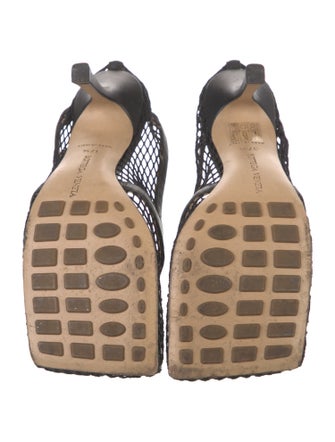 Bottega Veneta Mesh Chain-Link Accents T-Strap Pumps