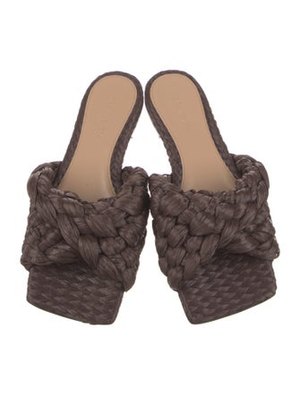 Bottega Veneta Raffia Slides