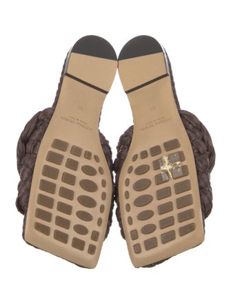 Bottega Veneta Raffia Slides